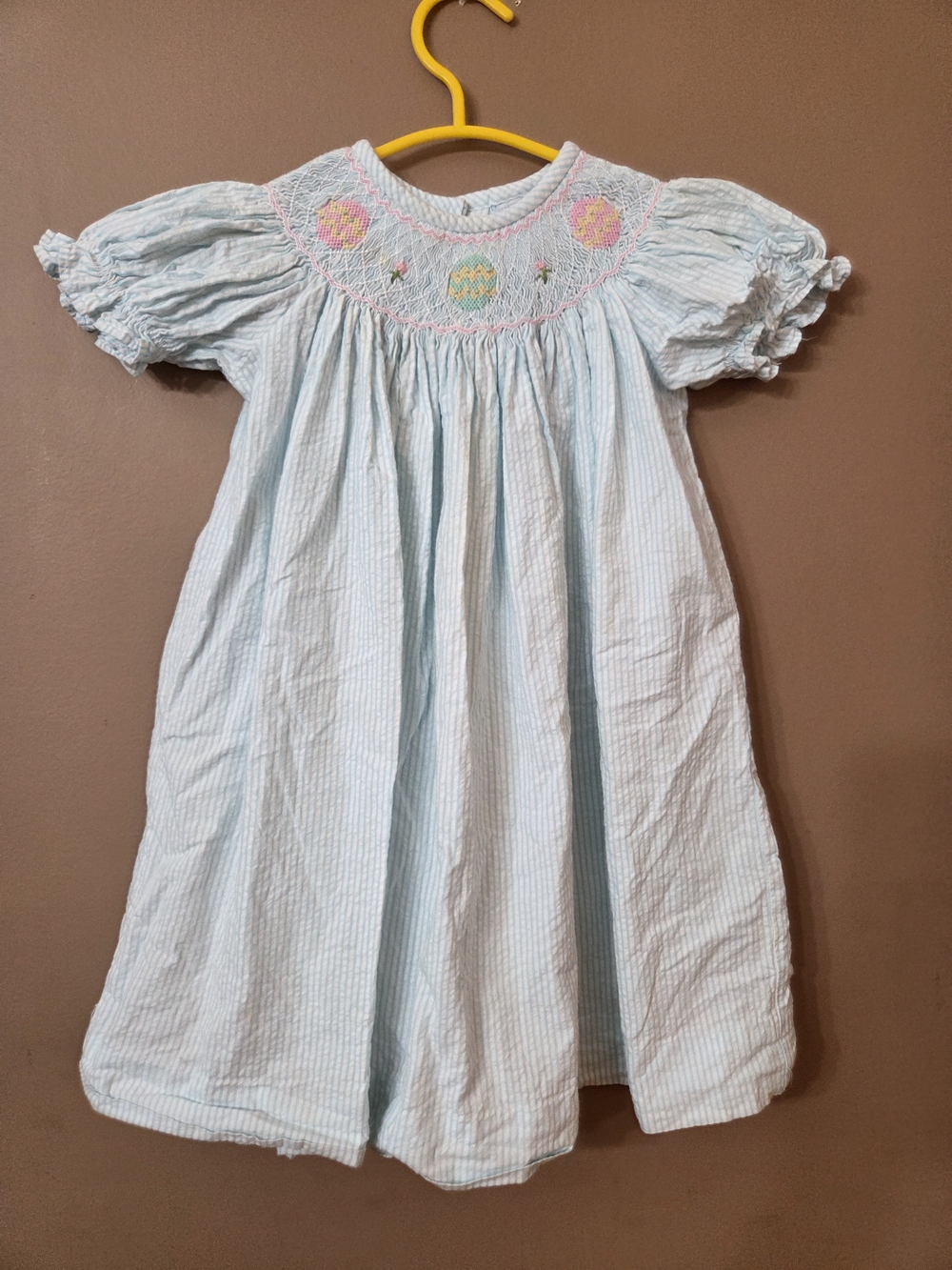Little English Smocked Light Blue Girls' Dress with Puff Sleeves Size 2T - Picture 6 of 10